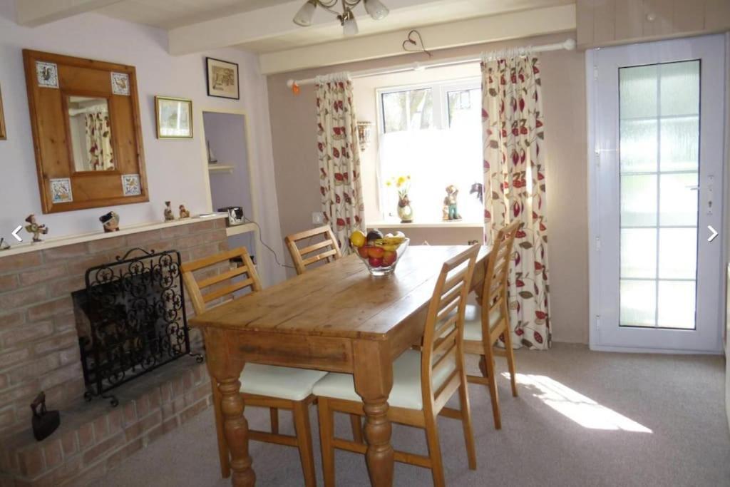 Lovely Cornish Cottage In Small Village Setting Saint Hilary  Extérieur photo