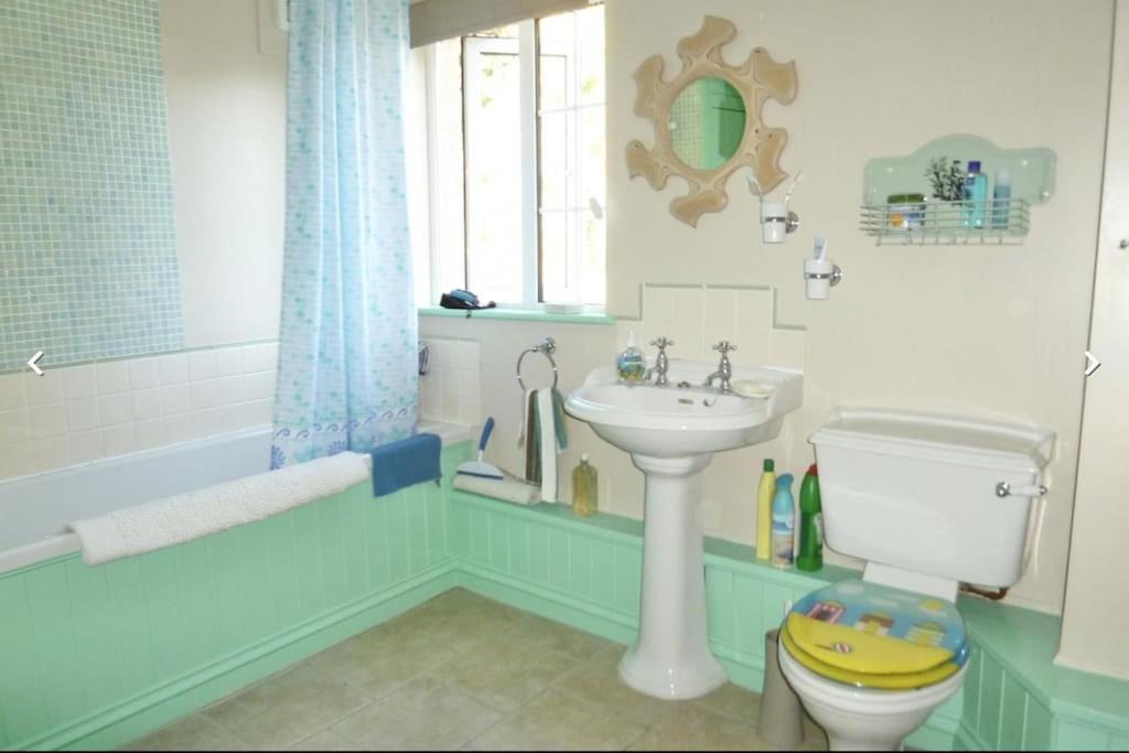 Lovely Cornish Cottage In Small Village Setting Saint Hilary  Extérieur photo